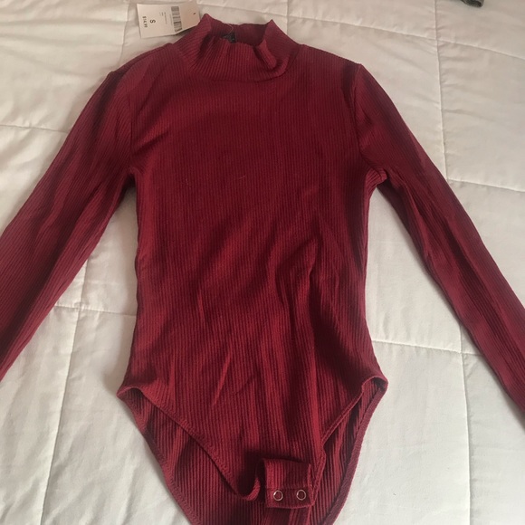 Forever 21 Tops - Forever 21 Bodysuit ,turtleneck and open back
